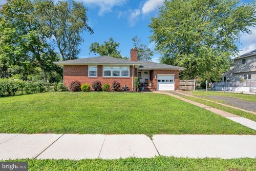 53 Stewart Ave, DELRAN, NJ, 08075-1038 | Card Image