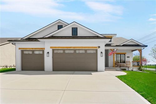 1845 Falcon Ct, Kearney, MO, 64060-8737 | Card Image