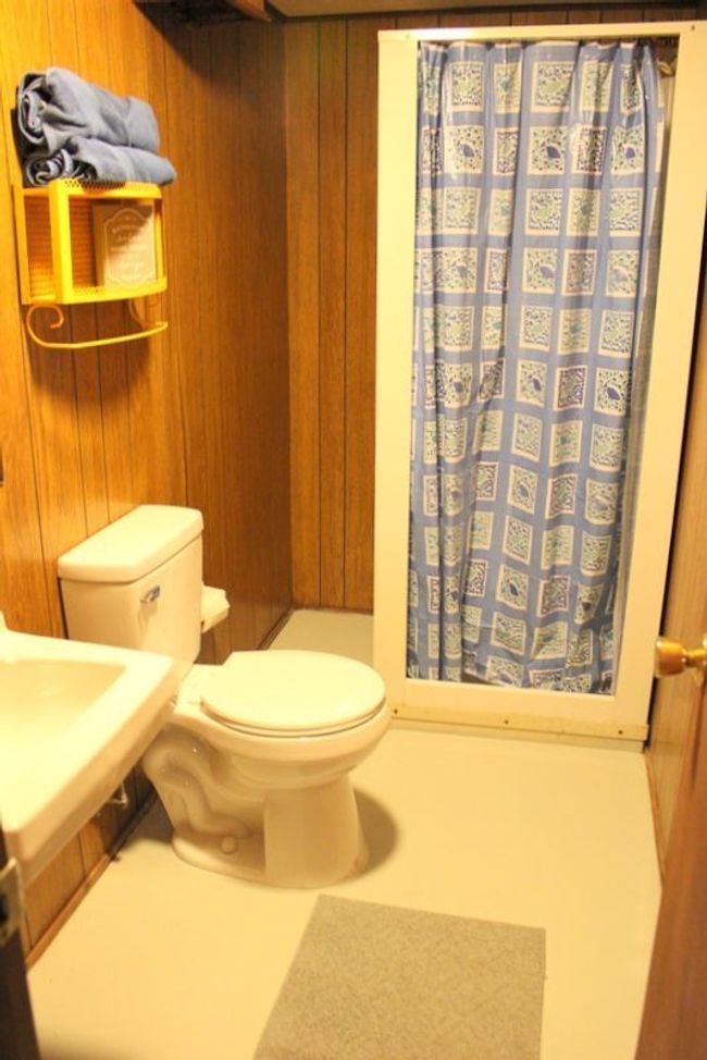 BATH IN THE BASEMENT W/A W.I. SHOWER + NEW TOILET! | Image 27