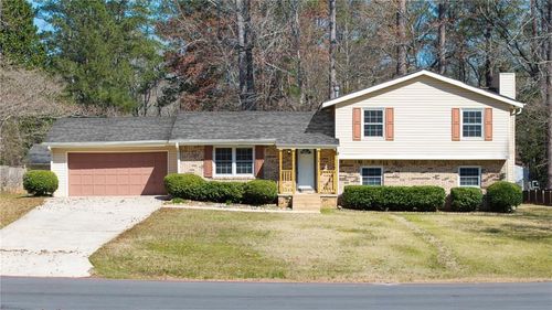 10 Buckthorne Dr, Newnan, GA, 30265-1223 | Card Image