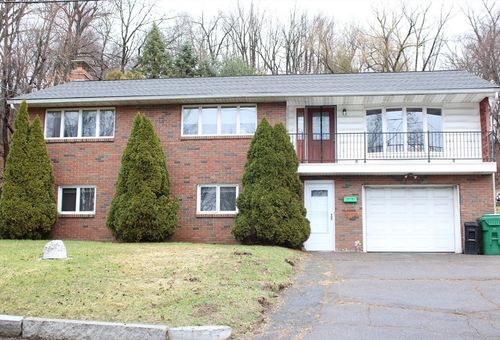 27 Old Chicopee St, Chicopee, MA, 01013-1716 | Card Image