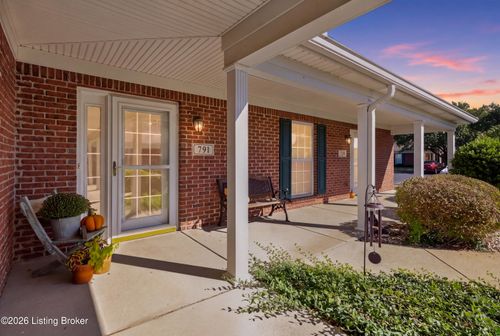 791 Garden Pointe Dr, Simpsonville, KY, 40067-5438 | Card Image