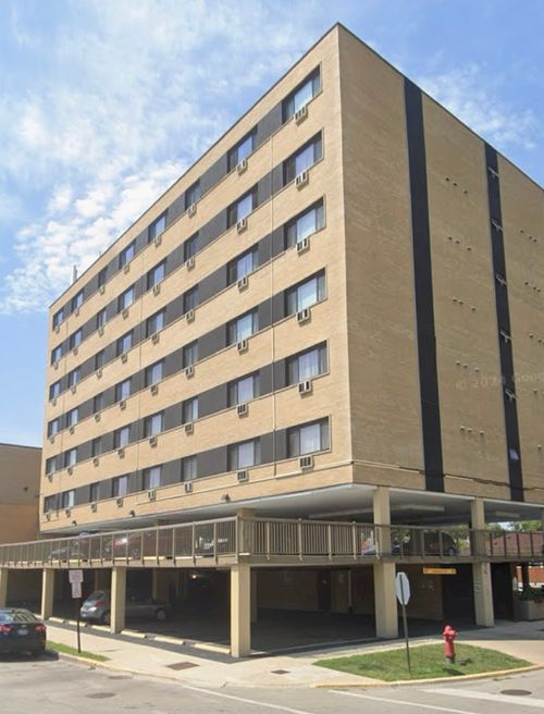 apt-2e-7300 W North Ave, Elmwood Park, IL, 60707-4243 | Card Image