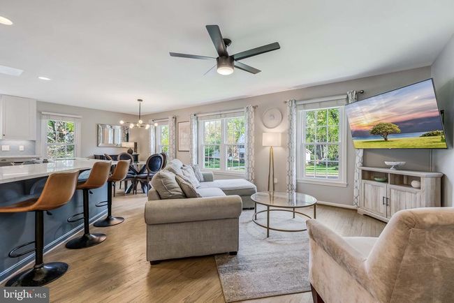 2583 John Milton Dr, House other with 4 bedrooms, 3 bathrooms and null parking in HERNDON VA | Image 6