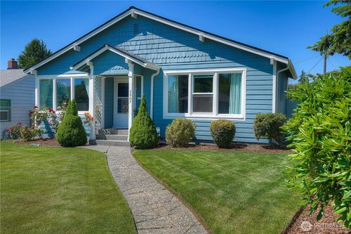 3907 N 9th Street, Tacoma, WA, 98406 | Card Image