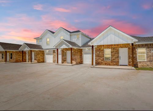 100 N Park Court, Springtown, TX, 76082 | Card Image