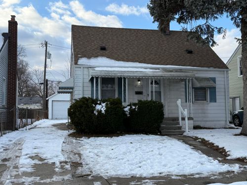 7243 Dacosta, Detroit, MI, 48239-1002 | Card Image