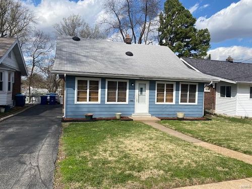 8917 Forest Ave, Saint Louis, MO, 63114-4833 | Card Image