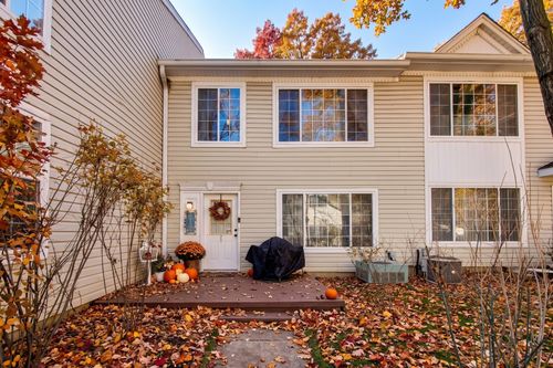 23-3-29 Macgillis Dr, Round Lake Park, IL, 60073-3575 | Card Image