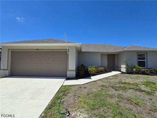 2122 Ne 13th Pl, Cape Coral, FL, 33909-4474 | Card Image