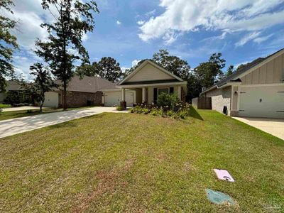 5626 Dunridge Dr, House other with 3 bedrooms, 2 bathrooms and 2 parking in Pace FL | Image 2