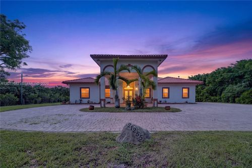 21255 Sw 213th Avenue Rd, Miami, FL, 33187-3902 | Card Image