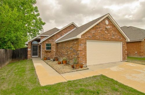 2805 Malli Ct, Denton, TX, 76209-4798 | Card Image