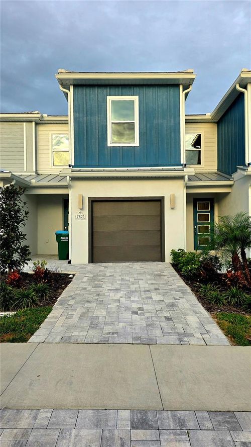 7821 Spectrum Dr, Reunion, FL, 34747-3407 | Card Image