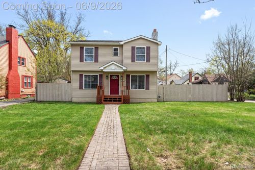 3260 Sashabaw Rd, Waterford, MI, 48329-4049 | Card Image