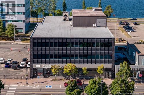 159 Main St, Bathurst, NB, E2A1A6 | Card Image