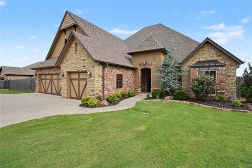 11917 Aaron Dr, Harrah, OK, 73045 | Card Image