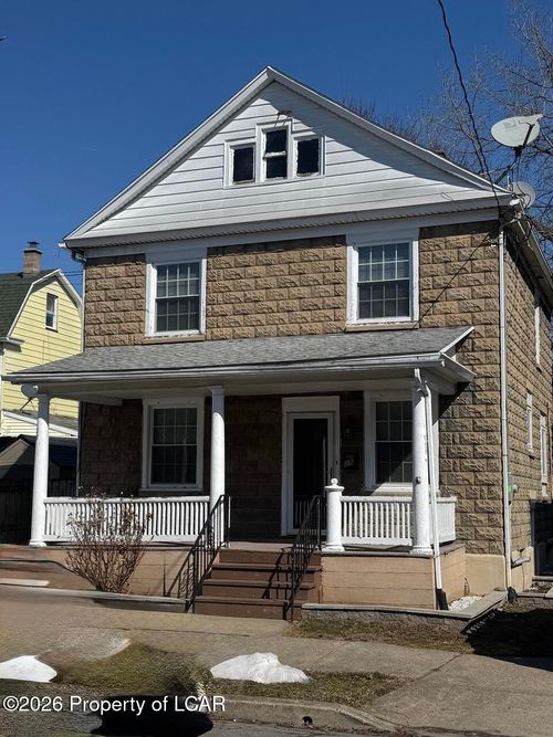 29 Ross St, Kingston, PA, 18704-2706 | Card Image