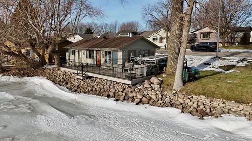 1111 W Lake Ave, Worthington, MN, 56187-3005 | Card Image