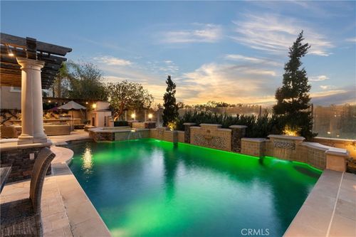 72 Victoria, Newport Beach, CA, 92660-9009 | Card Image