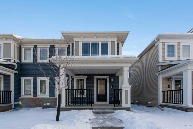 166 Cityside Grove Ne, Home with 3 bedrooms, 2 bathrooms and 4 parking in Calgary AB | Image 2
