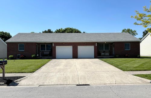 1960 Beacon St, Washington Court House, OH, 43160-1700 | Card Image
