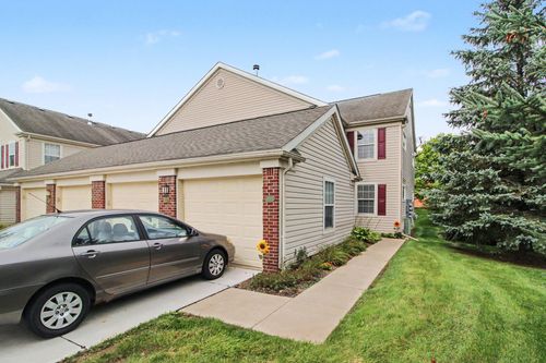 301 Victoria Dr, Dexter, MI, 48130-2201 | Card Image