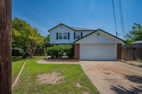 108 Briarwood Ct, Kyle, TX, 78640-5319 | Card Image