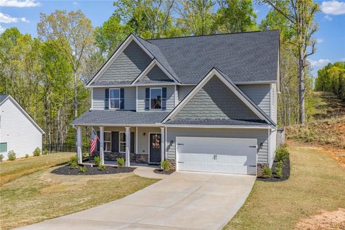 4470 Highland Gate Pkwy, Gainesville, GA, 30506-2995 | Card Image