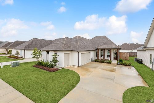 17326 Fox Glove Ave, Prairieville, LA, 70769 | Card Image