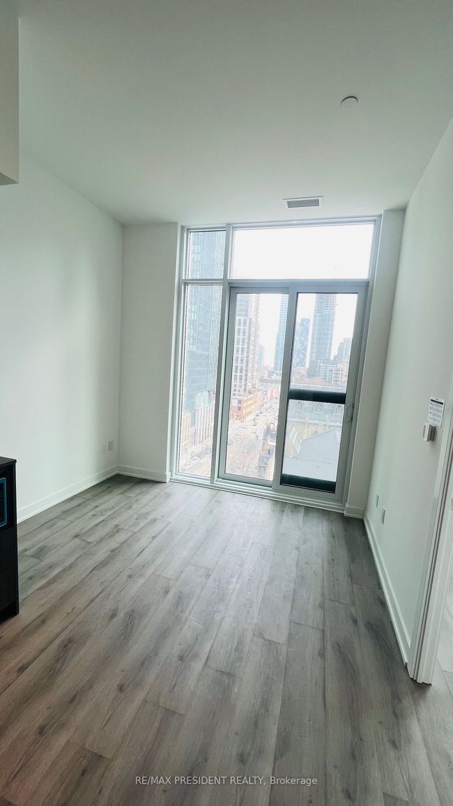 907 - 252 Church St, Condo with 2 bedrooms, 1 bathrooms and null parking in Toronto ON | Image 11