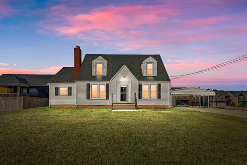 2021 Powell Rd, Clarksville, TN, 37043-2708 | Card Image