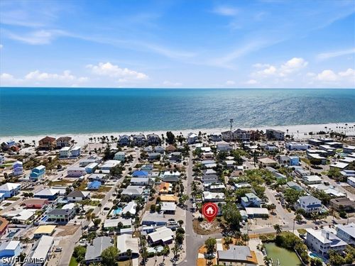 245 Madison Ct, FORT MYERS BEACH, FL, 33931-3621 | Card Image
