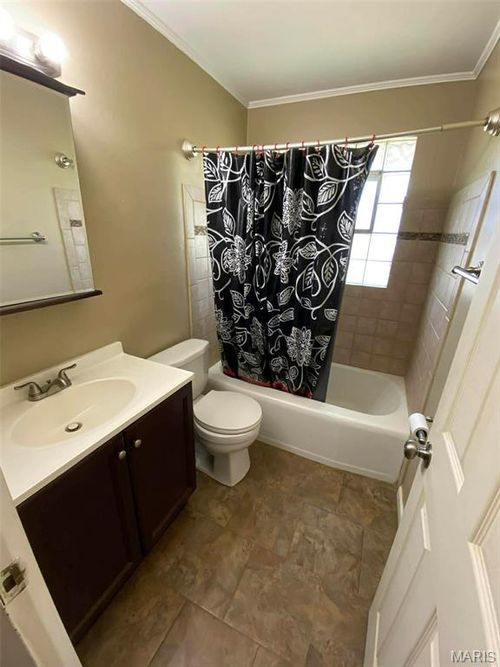 11699 Larimore Rd, Saint Louis, MO, 63138-2940 | Card Image