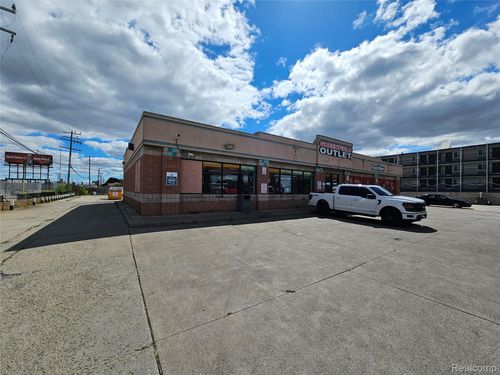 20500 Greenfield Rd, Detroit, MI, 48235-1854 | Card Image