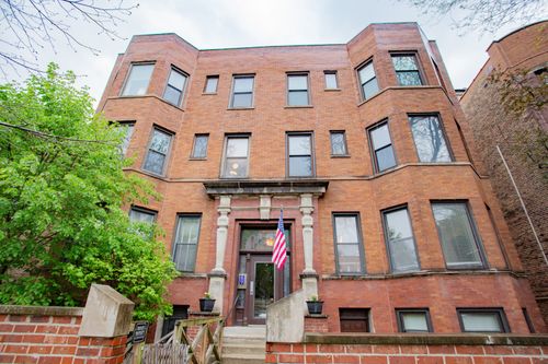 2w-1050 W Byron St, Chicago, IL, 60613-5013 | Card Image