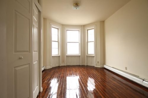 17 Bergen Ave, Jersey City, NJ, 07305-2201 | Card Image