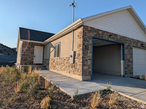 350 W Dublin St, Eureka, UT, 84628-7757 | Card Image