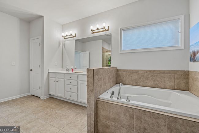 3253 Long Creek Dr, House other with 4 bedrooms, 3 bathrooms and null parking in Buford GA | Image 35