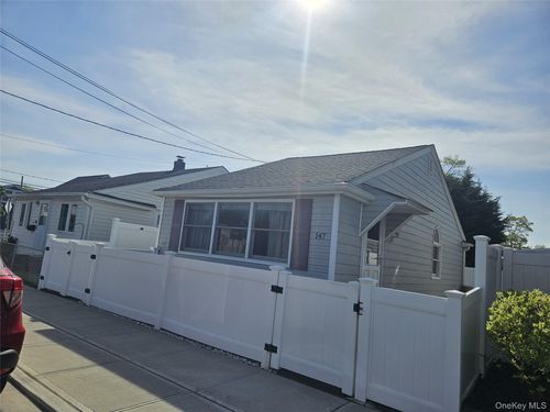 147 Lawson Ave, East Rockaway, NY, 11518-2311 | Card Image