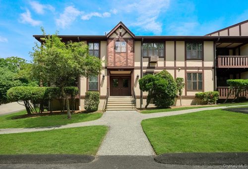 404 Sierra Vista Lane, Clarkstown, NY, 10989 | Card Image