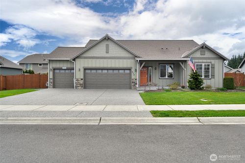 512 Wellington Pl, Sedro Woolley, WA, 98284-8865 | Card Image