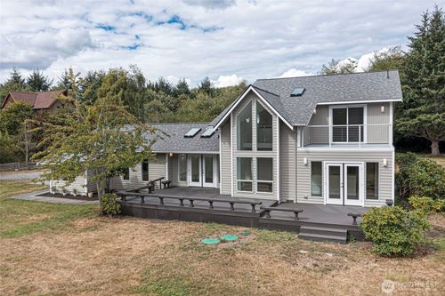 184 Ocean View Dr, Friday Harbor, WA, 98250-8448 | Card Image