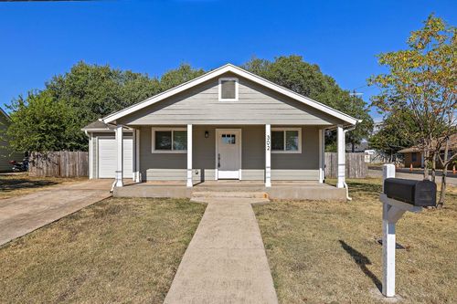 302 Martin Luther King Jr St, Georgetown, TX, 78626-4933 | Card Image