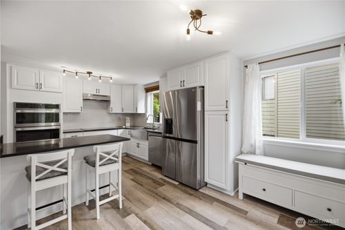 3-2721 Ne 195th St, Lake Forest Park, WA, 98155-1400 | Card Image