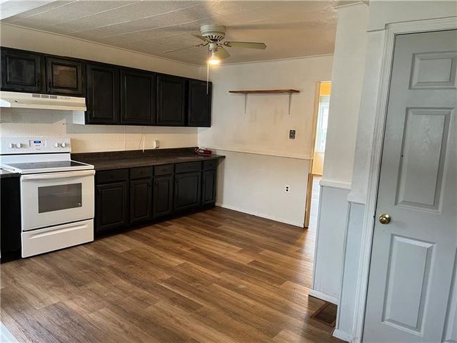 624 6 Th St, House other with 3 bedrooms, 2 bathrooms and 1 parking in Mather PA | Image 5