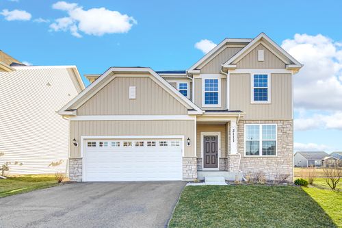 2111 Schmitt Cir, Algonquin, IL, 60102-4379 | Card Image