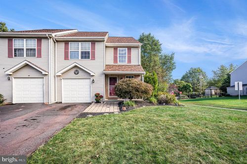 100 Anjou Ct, TELFORD, PA, 18969-2176 | Card Image