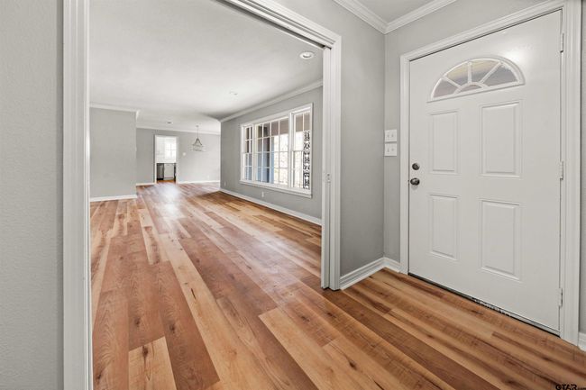2809 S Robertson Ave, House other with 4 bedrooms, 3 bathrooms and null parking in Tyler TX | Image 6