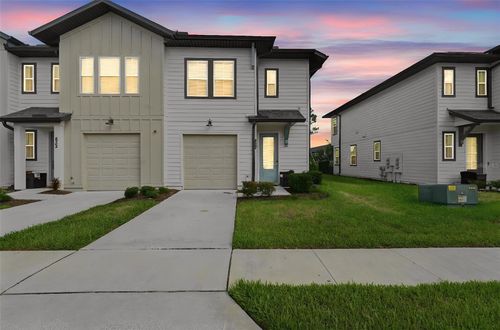 828 Longboat Dr, DAVENPORT, FL, 33896-5801 | Card Image
